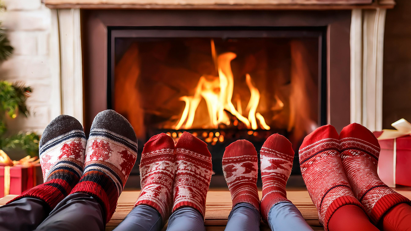 Create Holiday Magic with These 20 Easy Family Activities